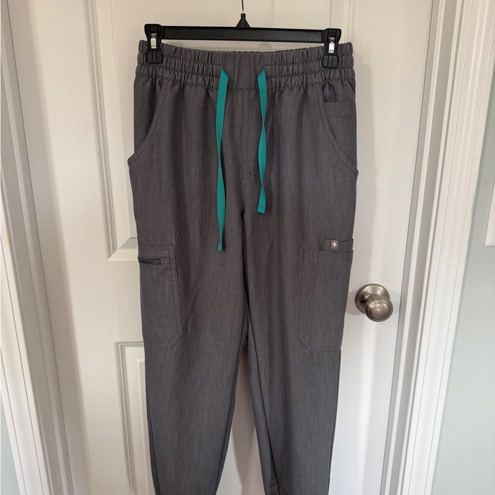 Figs women High Waisted Uman Relaxed Jogger Scrub Pants graphite size small